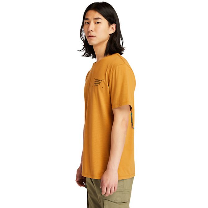 Мъжка тениска Camo-print Logo T-Shirt for Men in Dark Yellow TB0A22DTP47 01
